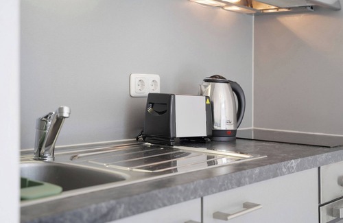 Greifswald City Centre Apartment | Apartment 'Top Lage Mit Blick Zum Dom' with Wi-Fi
