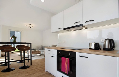 Innenstadt Apartment | Apartment 'Top Loft Mit Gartenterrasse' with Private Terrace, Shared Garden and Wi-Fi