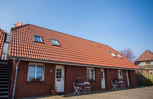 Ladekop Apartment | Apartment - Topaz 1-2