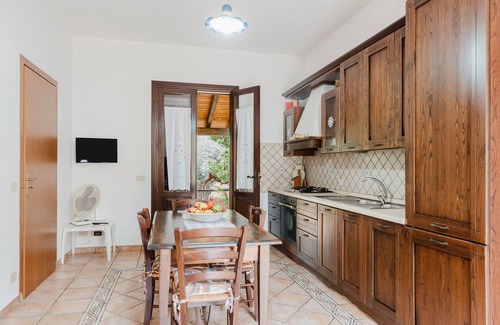 Castelluzzo Apartment | Apartment 'Tra Mare E Natura, Solo Relax' with Mountain View, Wi-Fi and Air Conditioning