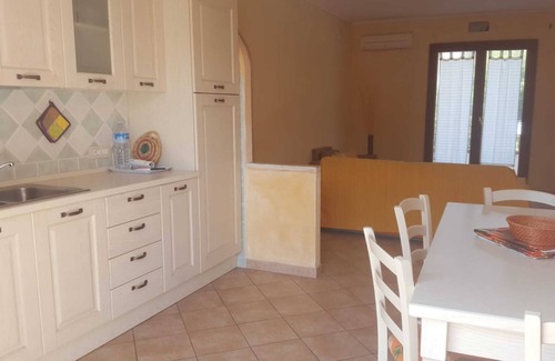 La Maddalena Apartment | Apartment 'Trilocale Stella La Maddalena' with Private Terrace, Wi-Fi and Air Conditioning