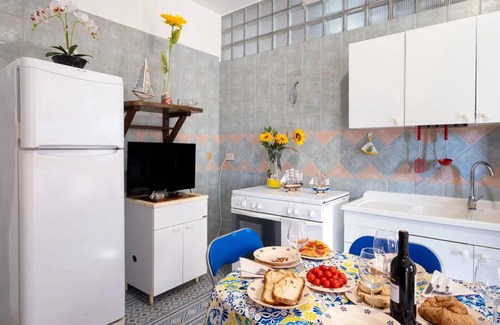 Scala di Furno House | Apartment Tritone in Luxury Villa with Shared Pool