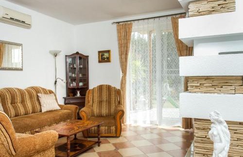 Balatonboglar Apartment | Apartment Twin front by Interhome