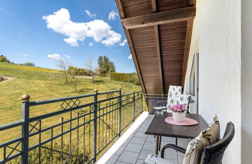 Ortsmitte Apartment | Apartment 'Typ 5' with Shared Garden, Balcony and Wi-Fi