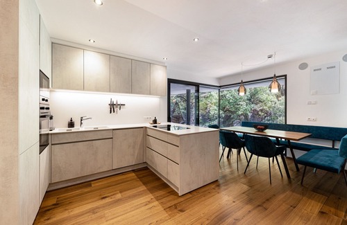 Nova Ponente Apartment | Apartment UB31 Two with Mountain View, Sauna & Wi-Fi