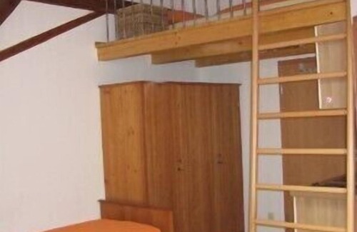 Neuoetting Apartment | Apartment Unterdirn 4 persons, 40sqm, eat-in kitchen, 2 bedrooms, first floor