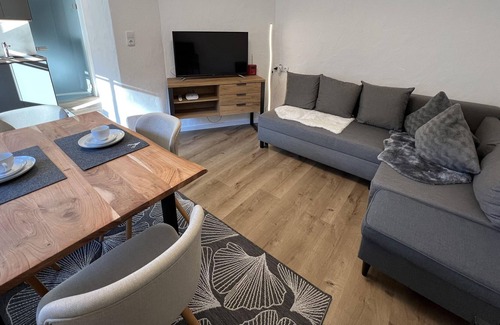 Hirschegg Apartment | Apartment upper floor with 1 bedroom - Haus Alpenblick - family Schuster