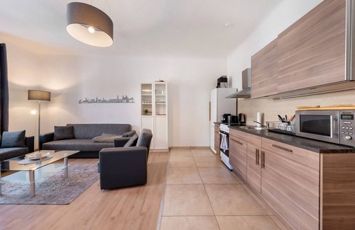 Bautzen Apartment | Apartment 'Urlaub Zwischen 17 Türmen' with Balcony