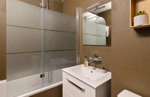 Davos-Dorf Apartment | Apartment Verbena Apt 4 by Interhome