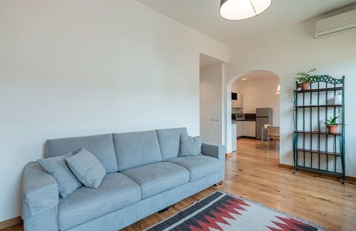 Pistoia Apartment | Apartment 'Verdi' with Private Terrace, Wi-Fi and Air Conditioning
