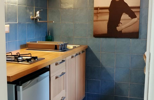 Aglientu Apartment | Apartment 'Vermentino' with Shared Pool, Private Garden and Air Conditioning