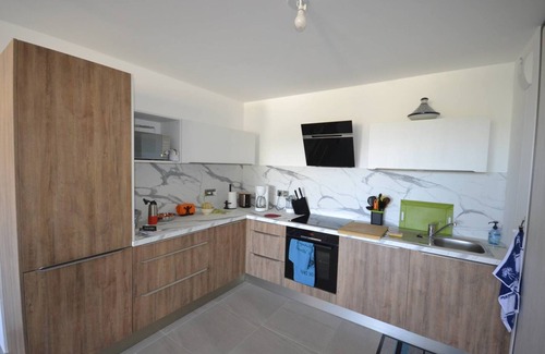 La Faviere Apartment | APARTMENT VILLA LEVANTE