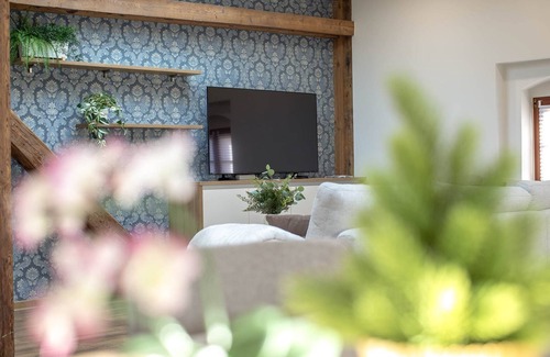 Altstadt Apartment | Apartment Via Regia 02 - exclusive apartments in a Wilhelminian jewel
