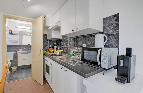 Agno Apartment | Apartment View And Pool