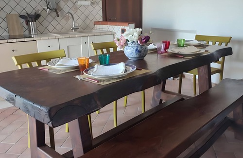 Monteroni d'Arbia Apartment | Apartment 'Ville' - Farm Stay with View of Siena