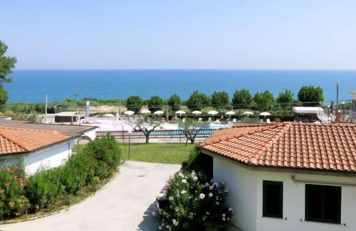 Torino di Sangro Apartment | Apartment Villagio Miramare in Torino di Sangro - 6 persons, 2 bedrooms