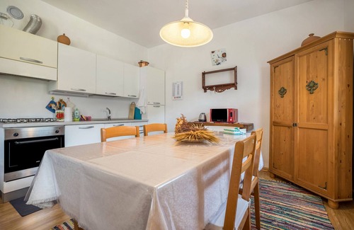 Sella Giudicarie Apartment | Apartment 'Villa Vittoria' with Mountain View, Balcony and Wi-Fi