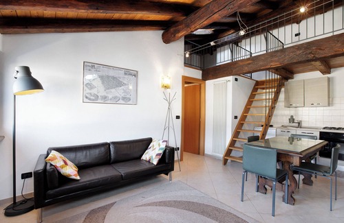 Aosta Apartment | Apartment 'Vista Anfiteatro Romano' with Mountain View
