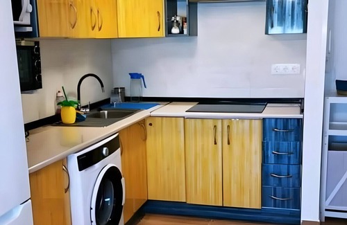 Puerto de Mazarron Apartment | Apartment 'Vistas Al Mar' with Sea View, Wi-Fi and Air Conditioning