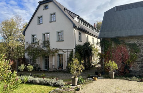 Lichtenau Apartment | Apartment 'Vorwerk Biensdorf Große Wohnung' with Mountain View, Shared Garden and Wi-Fi