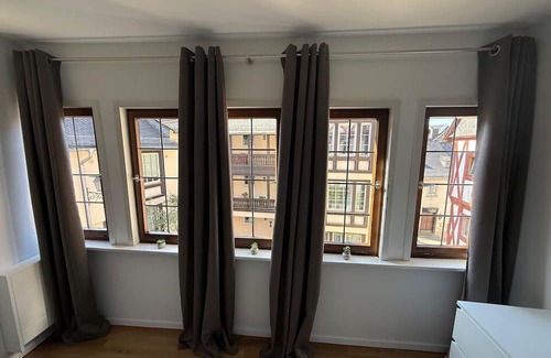 Limburg an der Lahn Apartment | Apartment 'Werner-Senger-Haus 1' with Shared Terrace and Wi-Fi