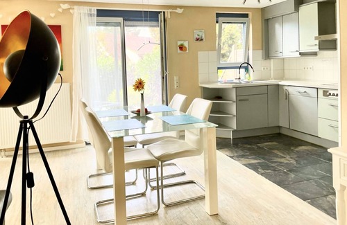 Uhldingen-Muehlhofen Apartment | Apartment with a small garden