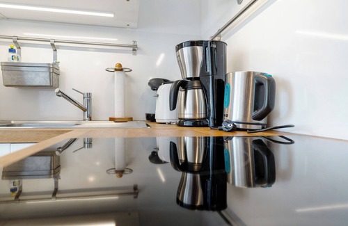 Meezen Apartment | Apartment 'Werkgut - Charmantes Loft' with Shared Terrace, Shared Garden and Wi-Fi