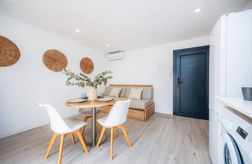 Cala d'Or Apartment | Apartment 'White Suites 2' with Shared Pool, Wi-Fi and Air Conditioning