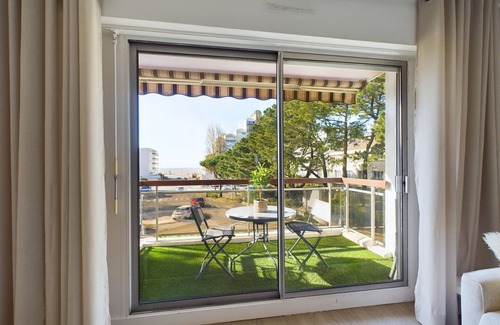 La Baule-Escoublac Apartment | Apartment with sea view 150m from the beach