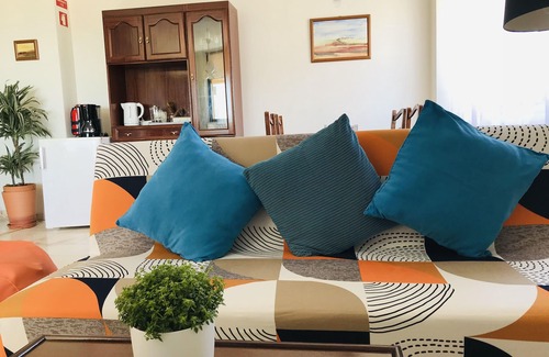Costa de Caparica Apartment | Apartment with large balcony and sea view
