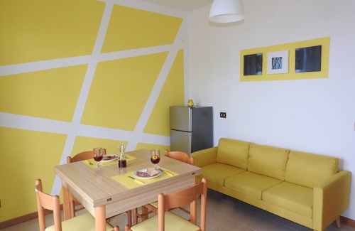 Cassone Apartment | Apartment with 5 beds, balcony with lake view, free parking