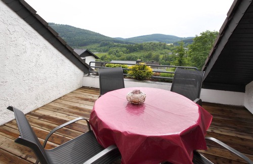 Niedersfeld Apartment | Apartment with a dream view