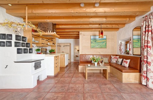 Eggstatt Apartment | Apartment with a lovely farmhouse parlor