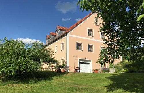 Schoensee Apartment | Apartment with all amenities, garden and sauna
