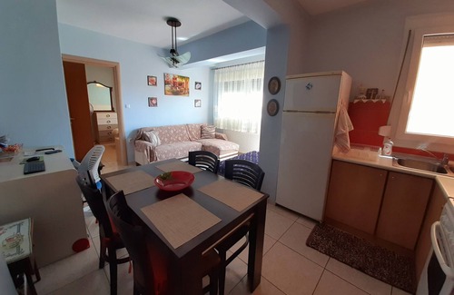 Kavala Apartment | Apartment with Balcony and Parking