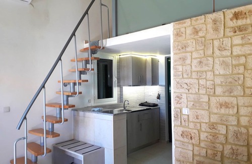 Kavos Apartment | Apartment with excellent sea view beside the beach