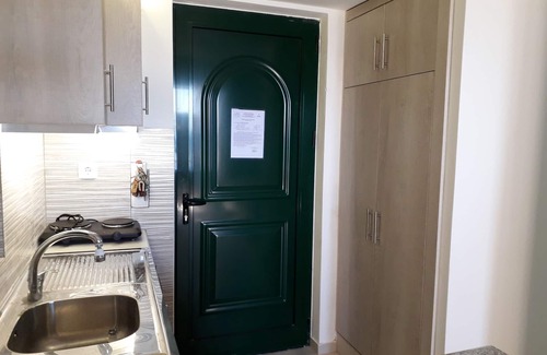 Kavos Apartment | Apartment with excellent sea view beside the beach