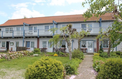 Meschendorf Apartment | Apartment with garden in Rerik