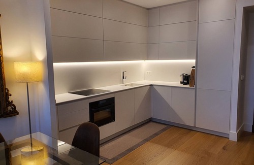 San Sebastian Centro Apartment | APARTMENT WITH INCREDIBLE VIEWS TO LA CONCHA!