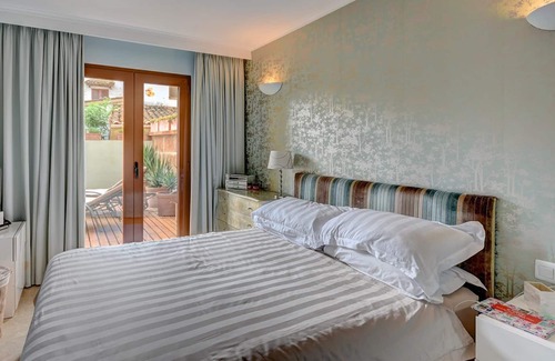 Port d'Andraitx Apartment | Apartment with Pool , short stroll to Marina and Port Andratx