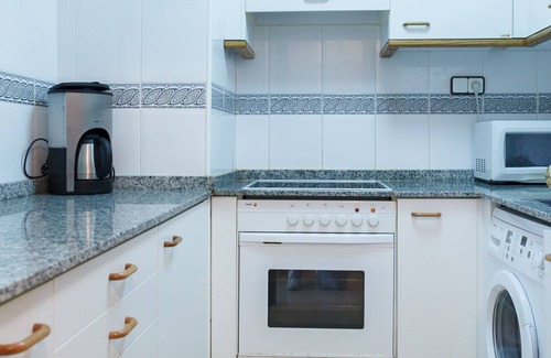 Salou City Centre Apartment | Apartment with rooftop pool and seaviews - CENTRAL PARK 085