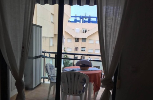 Daimuz Apartment | APARTMENT WITH SALINIZED SWIMMING POOL 100 M FROM THE SEA.