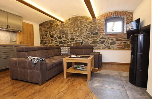 Malschwitz Apartment | Apartment with sauna and fireplace in Bautzen