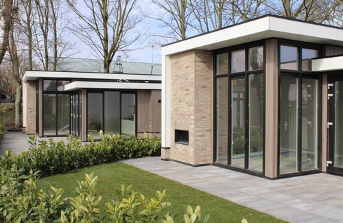 Lathum Ski Chalet | Apartment with Sauna and Terrace in Gelderland