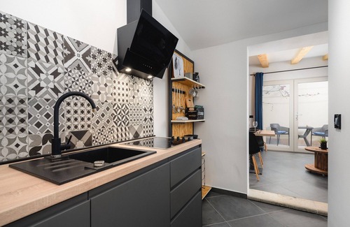 Porec Apartment | Apartment With Scenic View
