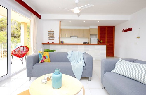 Campos Apartment | Apartment with Seaviews, terrace, WIFI, fully equipped, Ideal for families