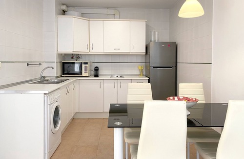 Vera Beach Apartment | Apartment with sea views in textile complex on the beachfront.