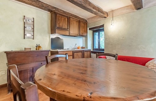 Assisi Cottage | Apartment with swimming pool near the forest