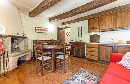 Assisi Cottage | Apartment with swimming pool near the forest