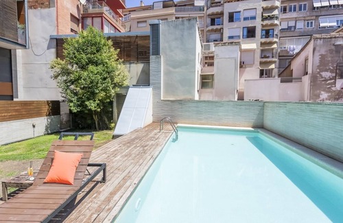El Putget i Farro Apartment | Apartment with Terrace and Pool 3 bedrooms 8 pax Mobile World Crongress
